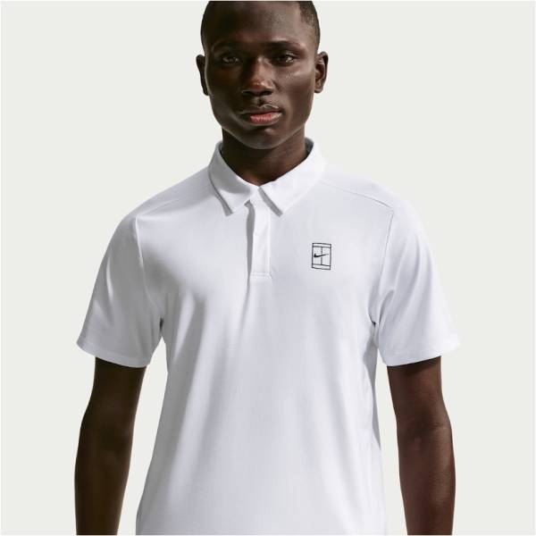 trouver le polo tennis advantage nikecourt à paris et en ile de france